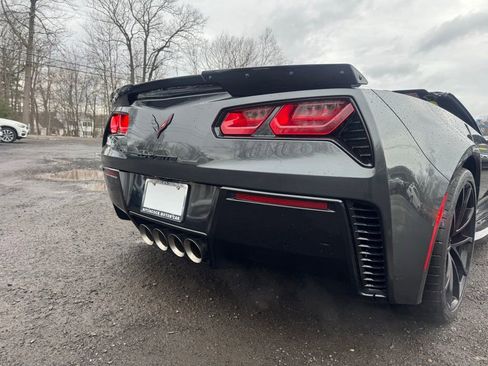 Used 2017 Chevrolet Corvette Grand Sport RWD image 16