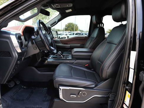 Used 2021 Ford F150 Lariat w/ Equipment Group 502A High AWD/4WD image 4