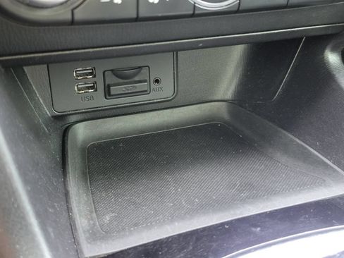 Used 2018 MAZDA MAZDA3 Touring FWD image 25