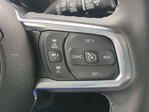 Used 2025 Jeep Wrangler Sahara 4xe w/ Safety Group image 28