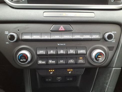 Used 2021 Kia Sportage LX w/ LX AWD Popular Package image 21