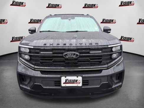 Used 2025 Ford Expedition Platinum w/ Stealth Performance Package AWD/4WD image 2