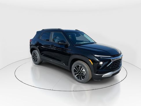 New 2026 Chevrolet TrailBlazer LT w/ LT Cold Weather Package image 2