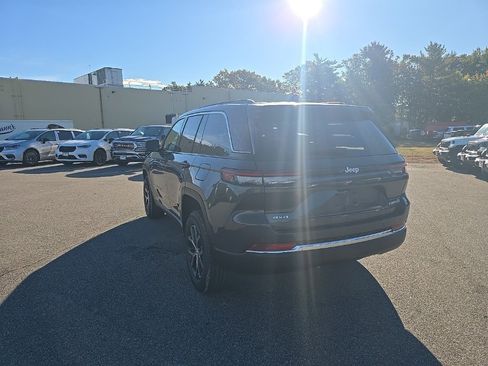 New 2025 Jeep Grand Cherokee Limited image 5