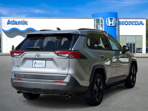 Used 2019 Toyota RAV4 XLE w/ Convenience Package AWD/4WD image 5
