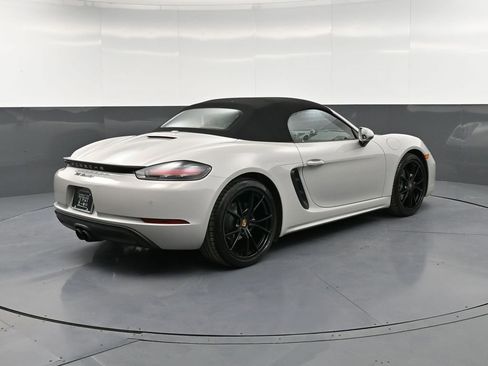 Certified 2025 Porsche 718 Boxster RWD image 8