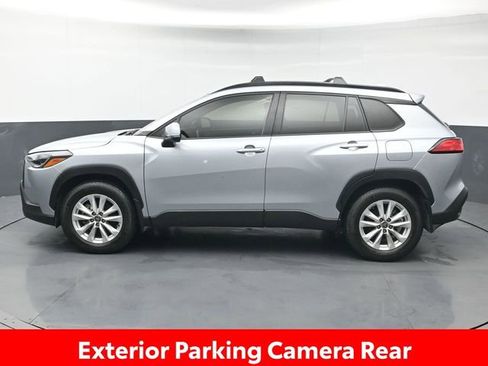 Certified 2024 Toyota Corolla Cross LE image 4