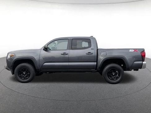 Used 2023 Toyota Tacoma SR5 RWD image 3