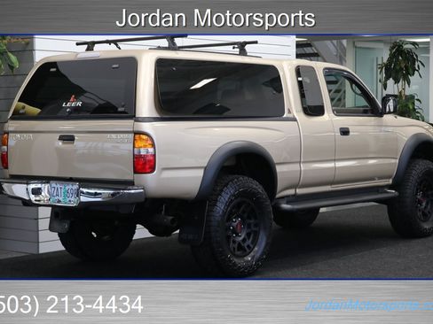 Used 2002 Toyota Tacoma 4x4 Xtracab V6 image 7