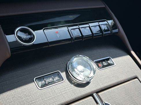 New 2026 Lincoln Navigator Reserve AWD/4WD image 27
