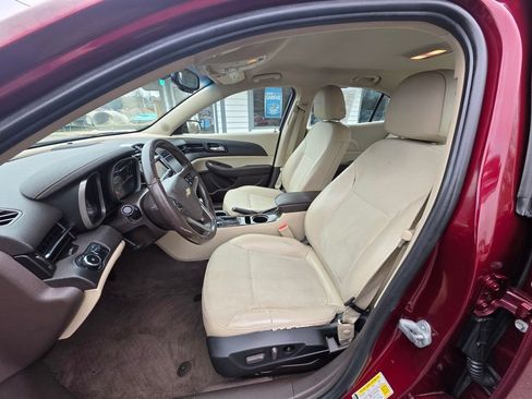 Used 2015 Chevrolet Malibu LT image 10