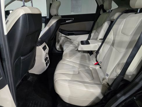 Used 2016 Ford Edge Titanium w/ Equipment Group 302A image 38