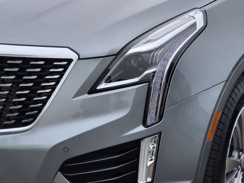Used 2024 Cadillac XT5 Premium Luxury w/ LPO, Floor Liner Package AWD/4WD image 10