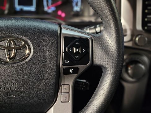 Certified 2022 Toyota 4Runner SR5 Premium image 28