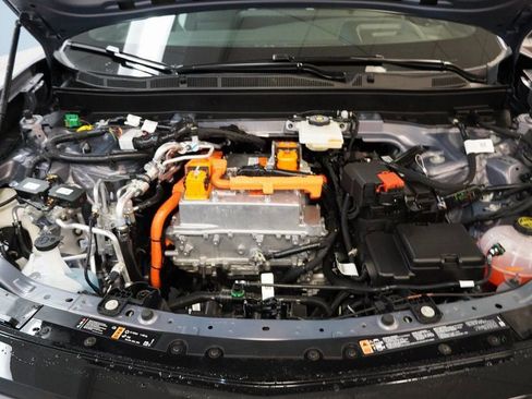 New 2025 Chevrolet Blazer EV LT image 33