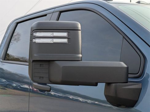 Used 2025 Chevrolet Silverado 2500 Custom w/ Custom Convenience Package image 11