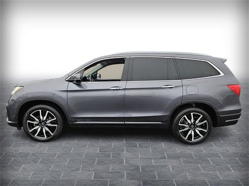 Used 2020 Honda Pilot Touring image 4