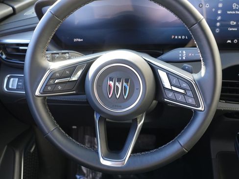 Used 2025 Buick Enclave Preferred image 23