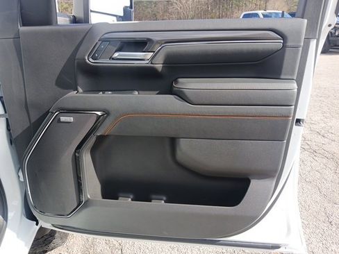 Used 2024 GMC Sierra 2500 AT4 w/ AT4 Premium Plus Package image 37