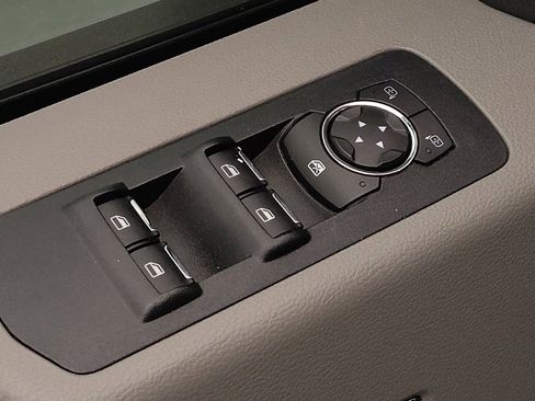 Used 2015 Ford F150 XLT w/ Equipment Group 301A Mid image 27