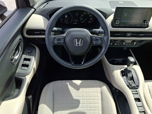 Certified 2024 Honda HR-V LX image 11