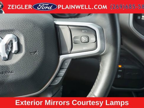 Used 2024 RAM 2500 Big Horn w/ Off Road Package AWD/4WD image 24