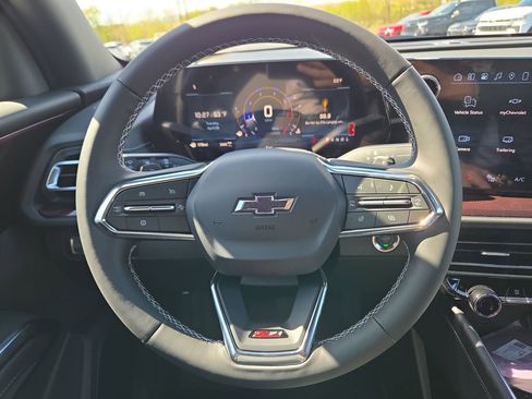 New 2026 Chevrolet Traverse Z71 AWD/4WD image 11