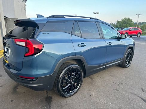 Used 2024 GMC Terrain SLE w/ Driver Convenience Package AWD/4WD image 6