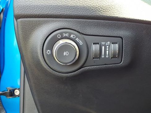 Used 2019 Jeep Compass Limited AWD/4WD image 19