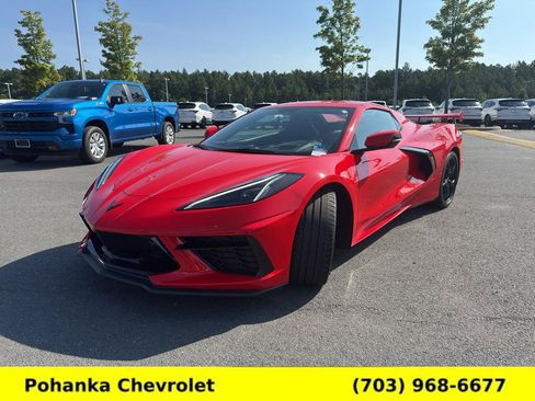 Used 2022 Chevrolet Corvette Stingray Premium Conv w/ Z51 Performance Package RWD image 3