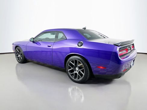 Used 2016 Dodge Challenger R/T RWD image 5