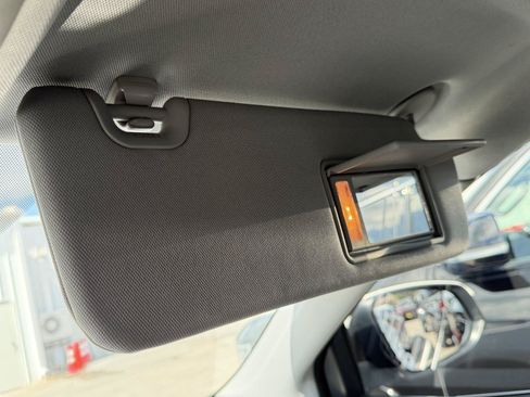 Used 2018 Toyota Highlander Limited Platinum FWD image 30