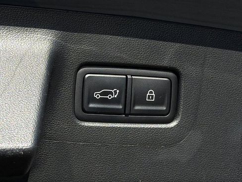 Used 2025 Hyundai Santa Fe Limited image 26