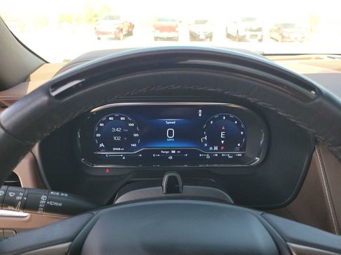 Used 2024 Chevrolet Suburban High Country w/ Advanced Technology Package AWD/4WD image 22