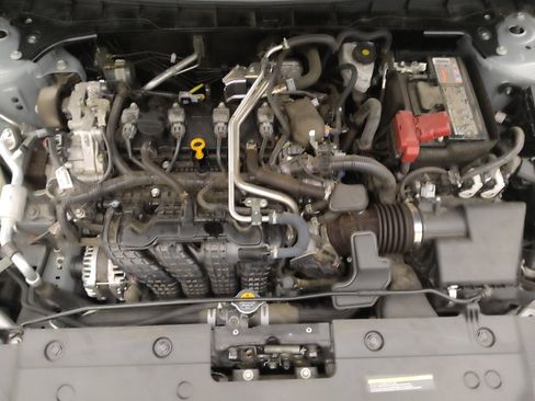 Used 2024 Nissan Altima 2.5 SV image 30