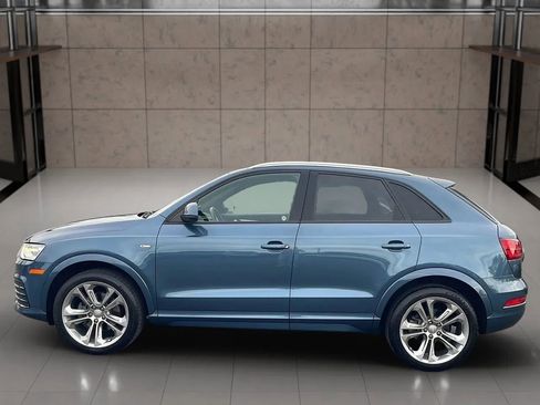Used 2018 Audi Q3 2.0T Premium w/ Convenience Package image 2