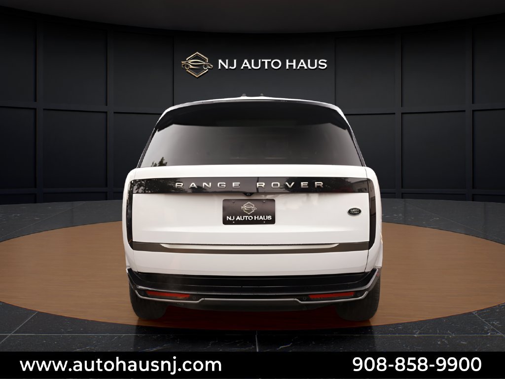 Used 2023 Land Rover Range Rover SE AWD/4WD image 12