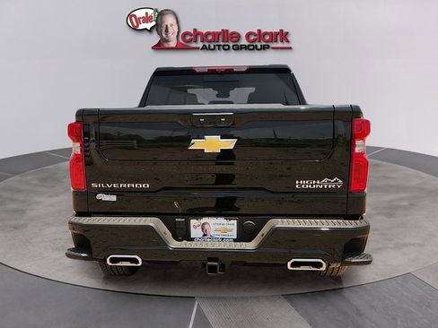 New 2026 Chevrolet Silverado 1500 High Country AWD/4WD image 4