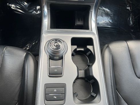 Used 2022 Ford Edge Titanium AWD/4WD image 26