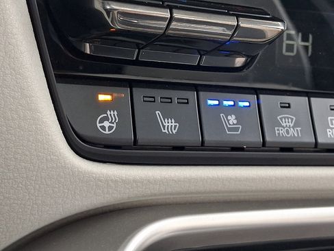 Certified 2024 MAZDA CX-90 Plug-In Hybrid w/ Premium Plus AWD/4WD image 30