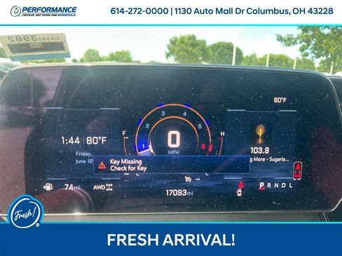 Used 2025 Chevrolet Traverse LT AWD/4WD image 22