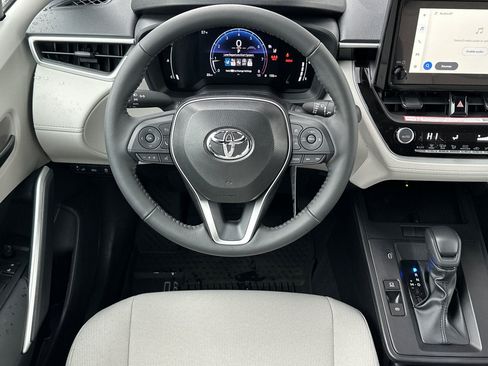 New 2026 Toyota Corolla Cross LE FWD image 15