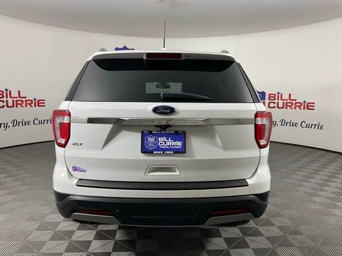 Certified 2019 Ford Explorer XLT w/ Equipment Group 202A image 4