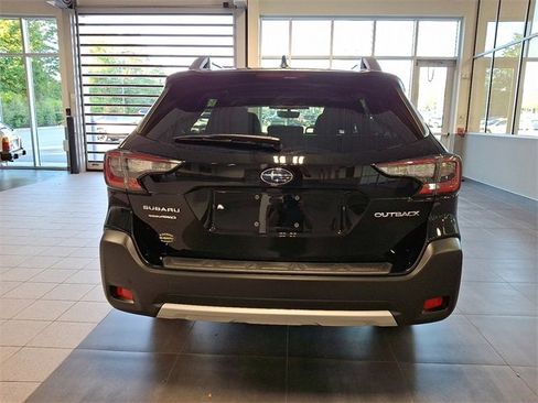 Certified 2025 Subaru Outback Limited w/ Popular Package #2 image 5