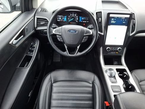 Used 2024 Ford Edge SEL AWD/4WD image 11