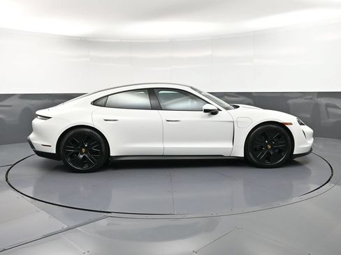 Certified 2022 Porsche Taycan RWD image 9