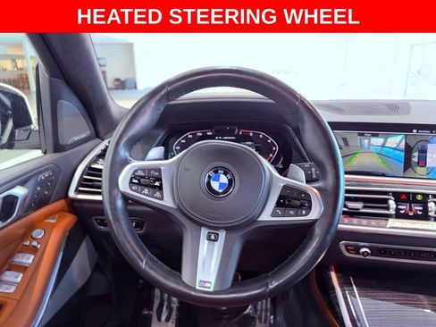 Used 2022 BMW X7 M50i image 15