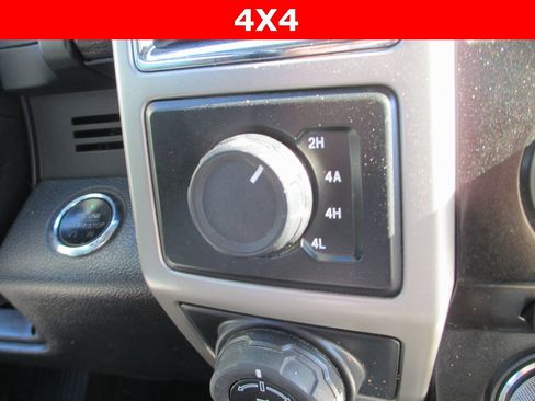 Used 2016 Ford F150 Lariat w/ Equipment Group 501A Mid image 29