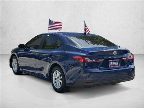 Used 2025 Toyota Camry LE FWD image 7