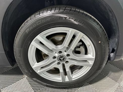 Used 2021 Mercedes-Benz GLB 250 4MATIC image 9